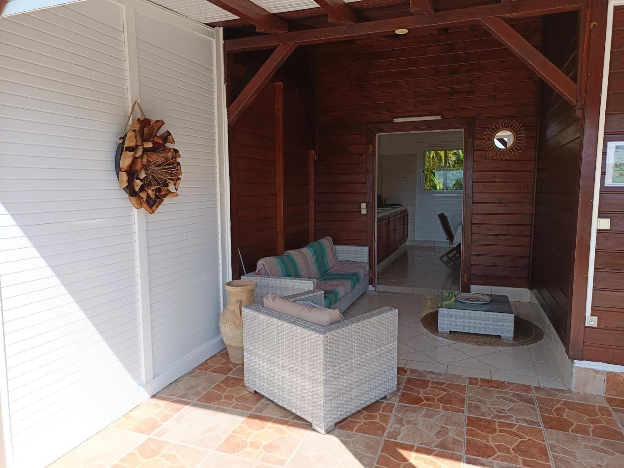 L'Aseta Paradise Grand-Bourg  Exterior photo